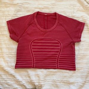 Lululemon swiftly tech short sleeve size 6